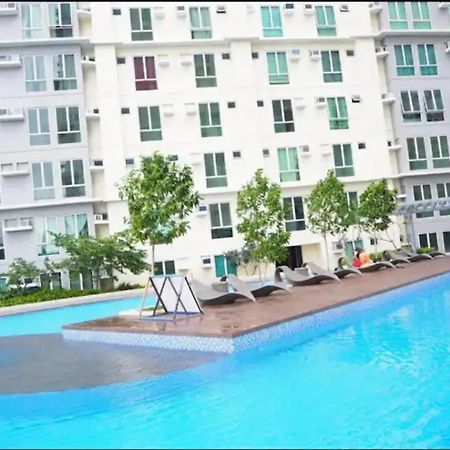 San Lorenzo Place Condo San Pedro Makati Exterior foto