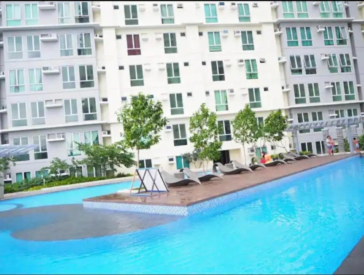 San Lorenzo Place Condo San Pedro Makati Exterior foto