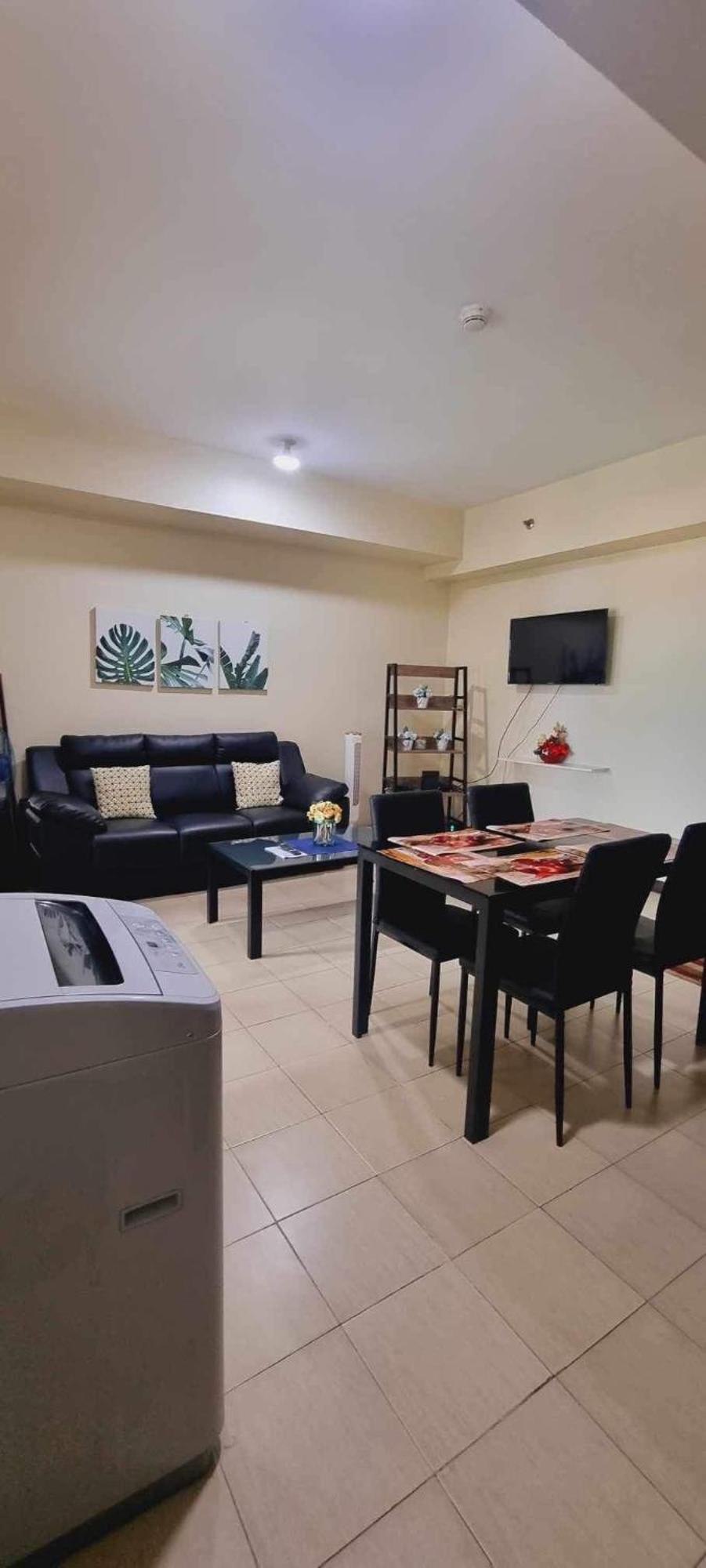 San Lorenzo Place Condo San Pedro Makati Exterior foto