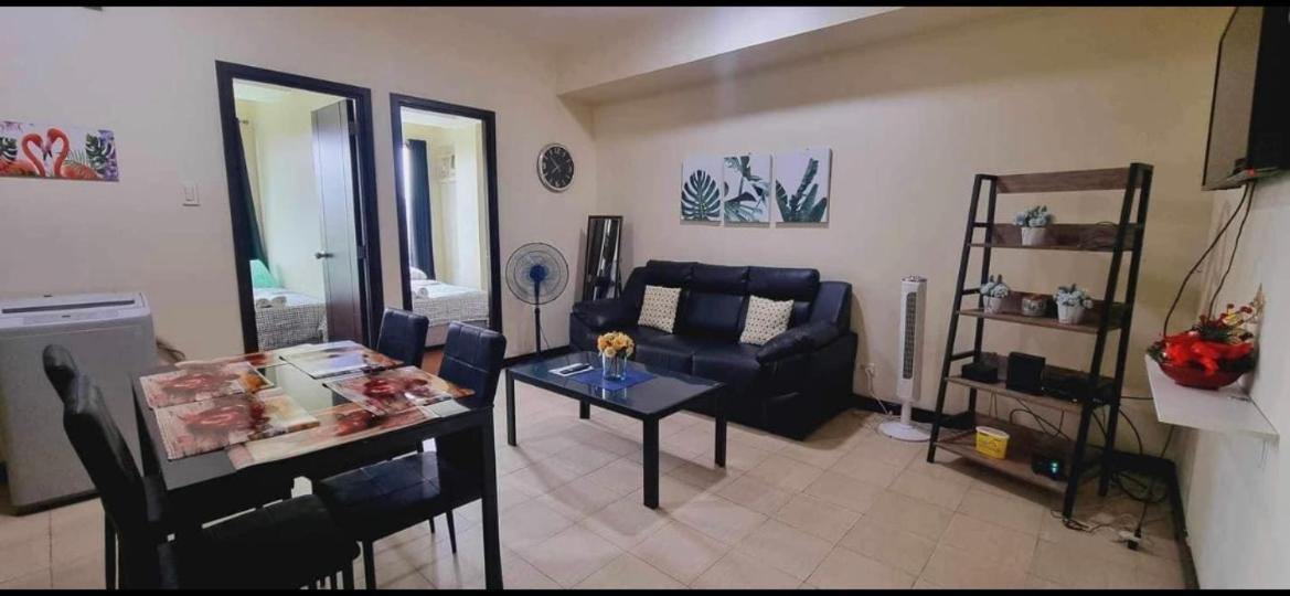 San Lorenzo Place Condo San Pedro Makati Exterior foto
